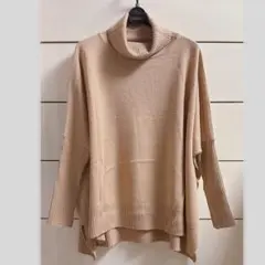 キャメル　タートルネック　ニット