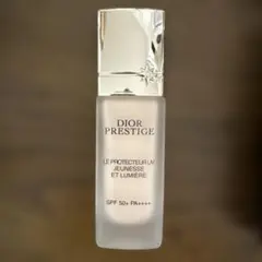 DIOR プレステージ　ホワイトルプロテクターUVルミエール　シアーグロウ