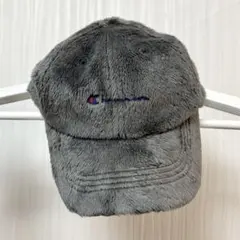 Champion グレー ファーキャップ