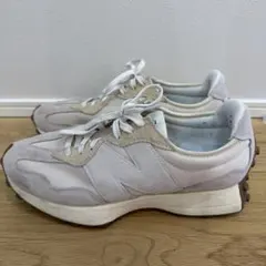 New Balance ホワイト/ベージュ　327