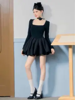 黒いフレアドレス