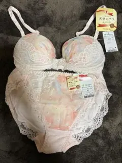 トリンプ 天使のブラ 極上の谷間 ブラジャー&amp;ショーツ（ピンク） Triumph - トリンプ 天使のブラ 極上の谷間 ブラジャー&ショーツ