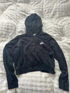 Nike ブラック パーカー