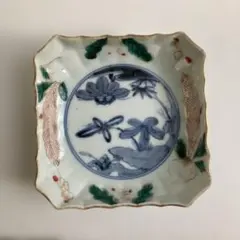 青と白の花柄四角皿
