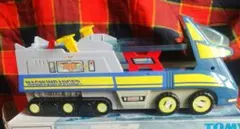 Item thumbnail for item 8779debc-0227-42eb-9401-6bc6c378af56