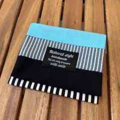 4190【2点100円、3点200円引き】シンプル移動ポケット