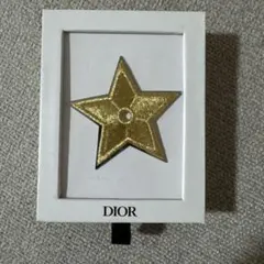 Dior ゴールド星型ブローチ