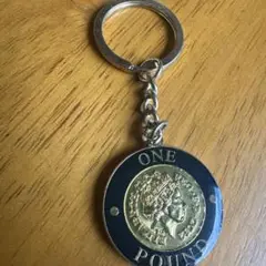 エリザベス女王 ONE POUND & LONDON キーホルダーセット