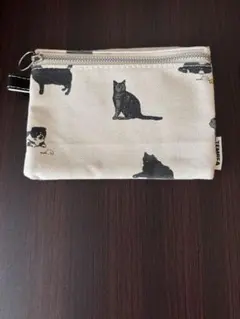『TEMBEA』 猫　ポーチのサムネイル