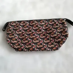 サルヴァトーレフェラガモ Salvatore Ferragamo ポーチのサムネイル