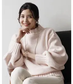 ヴィリーナ　ニット