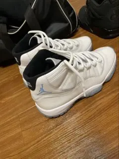 Air Jordan 11 レジェンドブルー