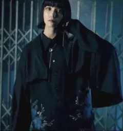 HARE×Ado コラボ　ローズシシュウシャツ+ソデスリットショートジャケット