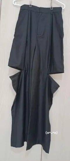 定価49500円 NULABEL CM1YOK42 ショートパンツ　グレー 定価49500円 NULABEL CM1YOK42 ショートパンツ グレー - メルカリ