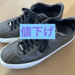 断捨離☆最終大幅値下げ☆JIMMY CHOO スニーカー オリーブ　夏にぴったりのサムネイル