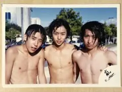 嵐 公式写真 二宮和也 櫻井翔 オフショ  Jロゴ嵐ロゴ有 113枚セット 嵐 二宮和也 櫻井翔 公式写真 コンビ 2枚セット 嵐ロゴ 旧ロゴ - メルカリ