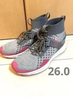 PUMA × STAPLE イグナイト エヴォニット 26.0　グレー ピンクのサムネイル