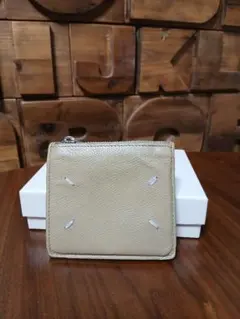 Maison Margiela レザー 二つ折り財布 ベージュのサムネイル
