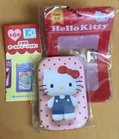 サンリオ　スクエア缶バッジ&カバー　ドールボックスデザイン　ハローキティ
