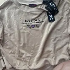 LOVETOXIC トレーナー ベージュM