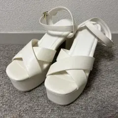 GRL クロスストラップ厚底サンダル　25.0cm アイボリー