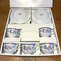 花柄のカップとソーサー 5個セット