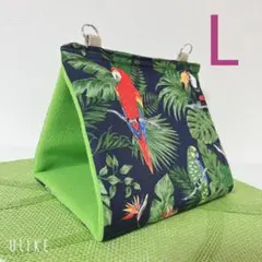 Item thumbnail for item 892a7092-6259-44c4-a380-8f6d18a75e95