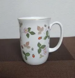 ウェッジウッド・ワイルドストロベリー マグカップ
