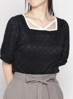 honeys 新品 ブラック スクエアネック トップス タグ付き