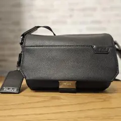 Item thumbnail for item 3915e8a6-1fc4-4b73-b178-ebe2b06b0121