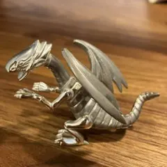 遊戯王 青眼の白龍 メダル バンダイ 1999 希少品 ブルーアイズ - メルカリ