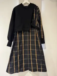 新品✨SUM1 STYLE スミスタイル ランダムアンダープリーツワンピース
