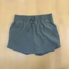 Champion Sサイズ スカート風ショートパンツ　カーキ