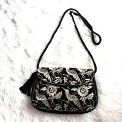 norma kamali 鳥と花の刺繍 ショルダーバッグ ブラックのサムネイル