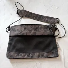 GU & CORDURA　ショルダーバッグのサムネイル