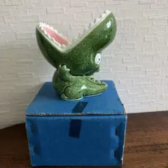 【値下げ】可愛い レトロファンシー 陶器製 【怪獣 恐竜】昭和レトロ　灰皿