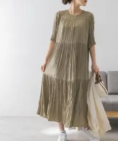 5分袖ランダムプリーツティアードワンピース 　カーキ