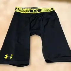 Under Armour スライディングパンツ ブラック/イエロー