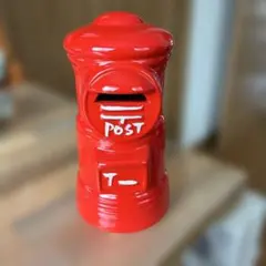 赤いポストの陶器オブジェ／レトロ可愛いインテリア雑貨