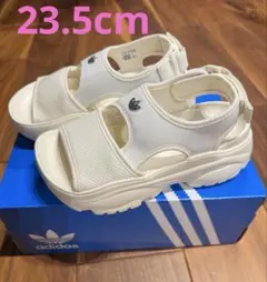 adidas スポーツサンダル ホワイト