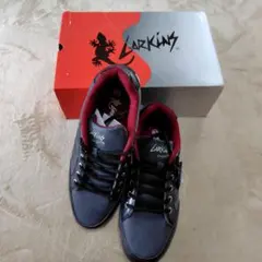 Larkins ブラック/レッド スポーツシューズのサムネイル