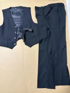 フォーマルスーツ ベスト パンツ 蝶ネクタイ 3点セット ブラック　キッズ