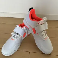 【週末限定、最終価格‼️】Reebokリフティングシューズ 28cmのサムネイル