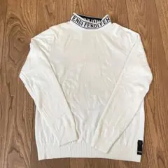 FENDI ロゴ入りタートルネックニット
