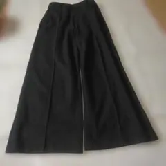 ユニクロ　ダークグレー ワイドパンツ