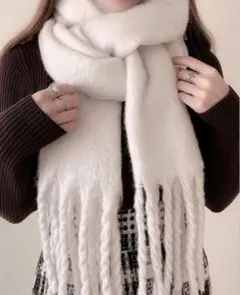 起毛フェイクウールフリンジボリュームマフラー[fo1250] アイボリー