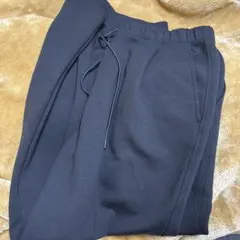 ユニクロ　UNIQLO ドライスウェットタックテーパードパンツ　Lサイズ　黒