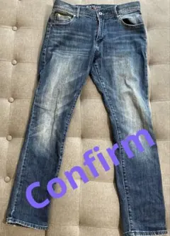 【美品】Confirm ジーンズのサムネイル