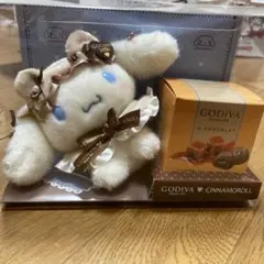 サンリオ ゴディバ GODIVA 2026 シナモン シナモロール ぬいぐるみ