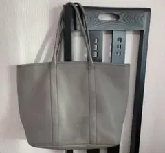 ヒンhinnグレー 型押しレザー ビジネスバッグ男女OK定価85.800バック Whatna ビジネスバッグ メンズ 2wayショルダー 手提げ 厚手 レザー 大